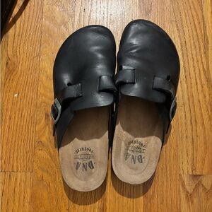 Black Leather clogs- sz 38